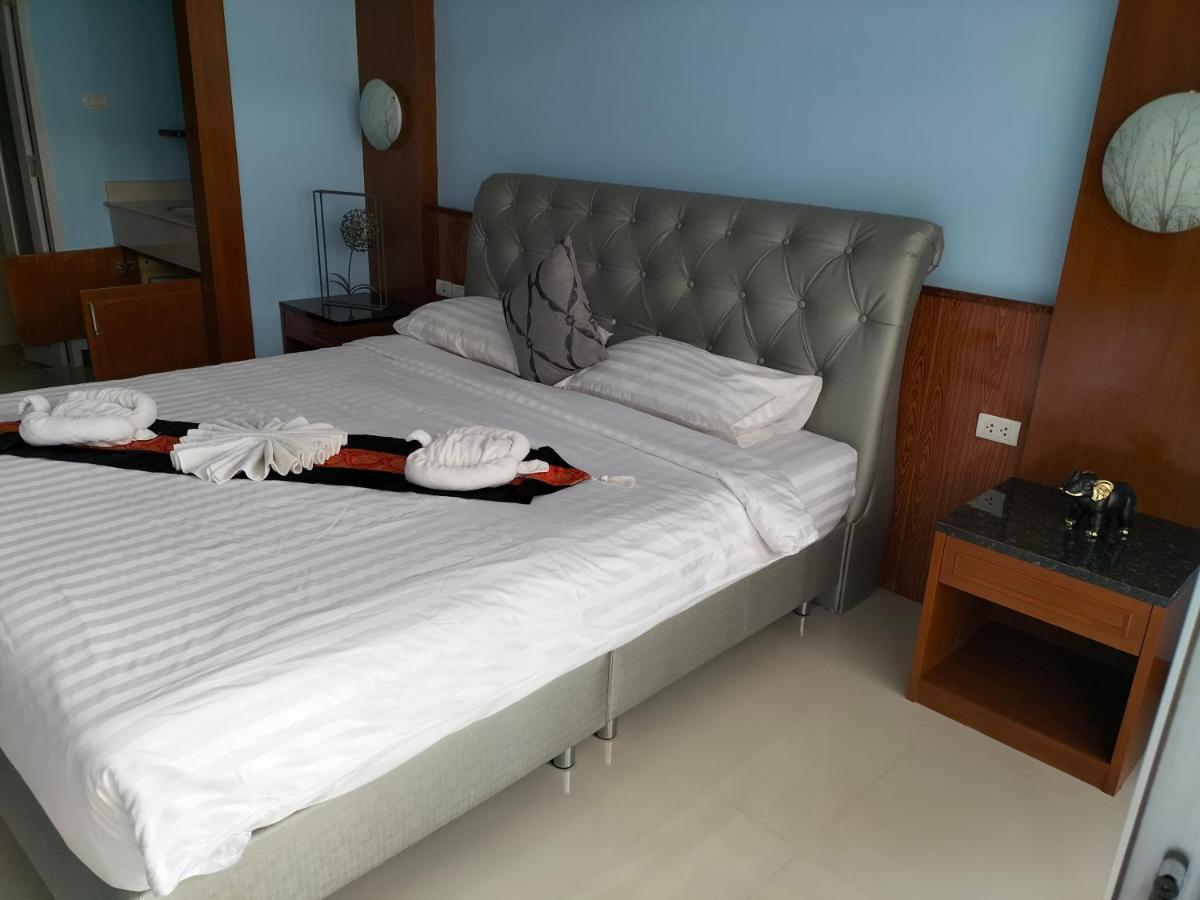 La Piccola Kata Hotel Bagian luar foto