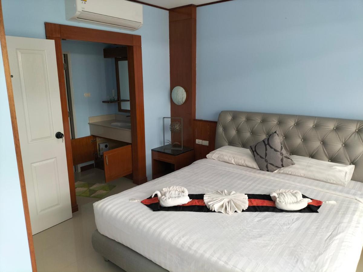 La Piccola Kata Hotel Bagian luar foto