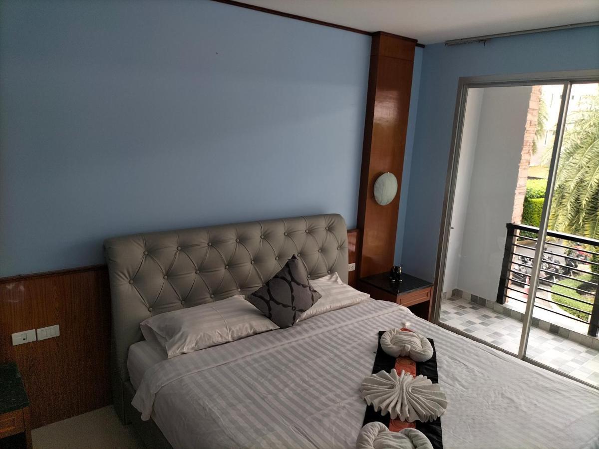 La Piccola Kata Hotel Bagian luar foto