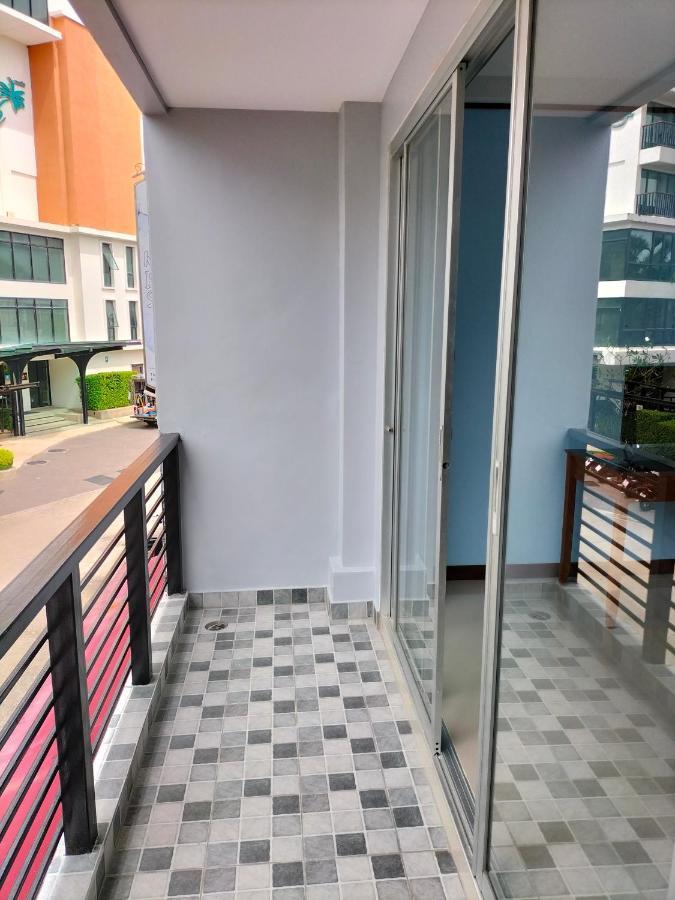La Piccola Kata Hotel Bagian luar foto